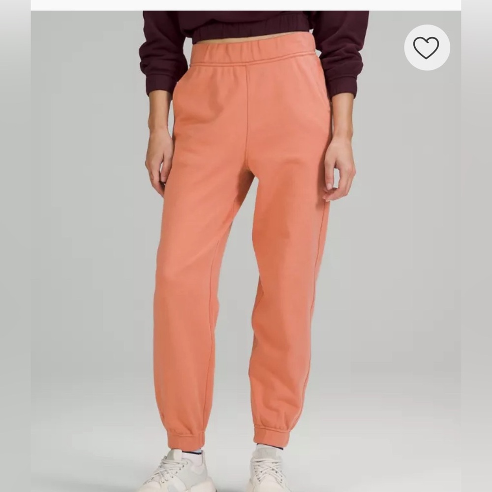 Lululemon relaxed high rise jogger pink Savannah size 4